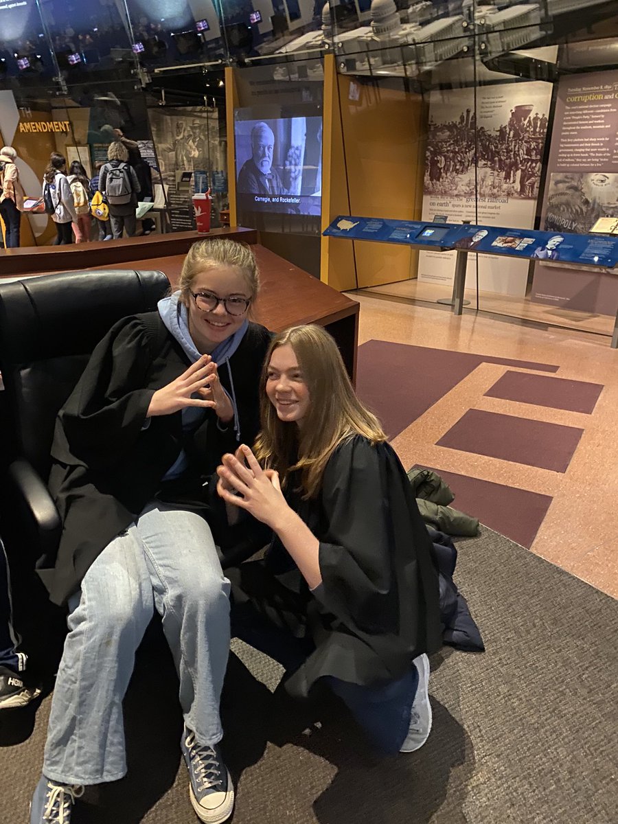 Channelling some RBG energy on our last morning in Philadelphia at the National Constitution Centre!