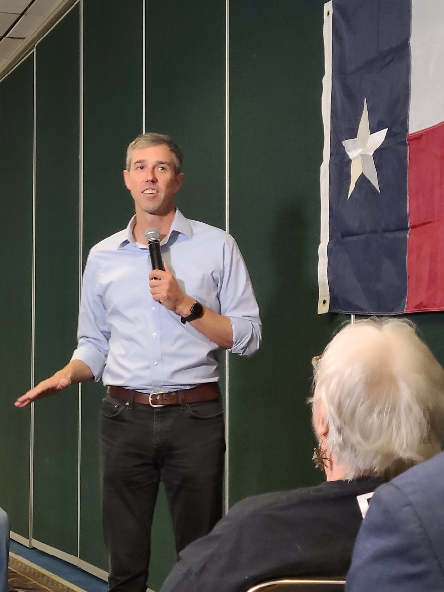 Moms for Beto tweet media
