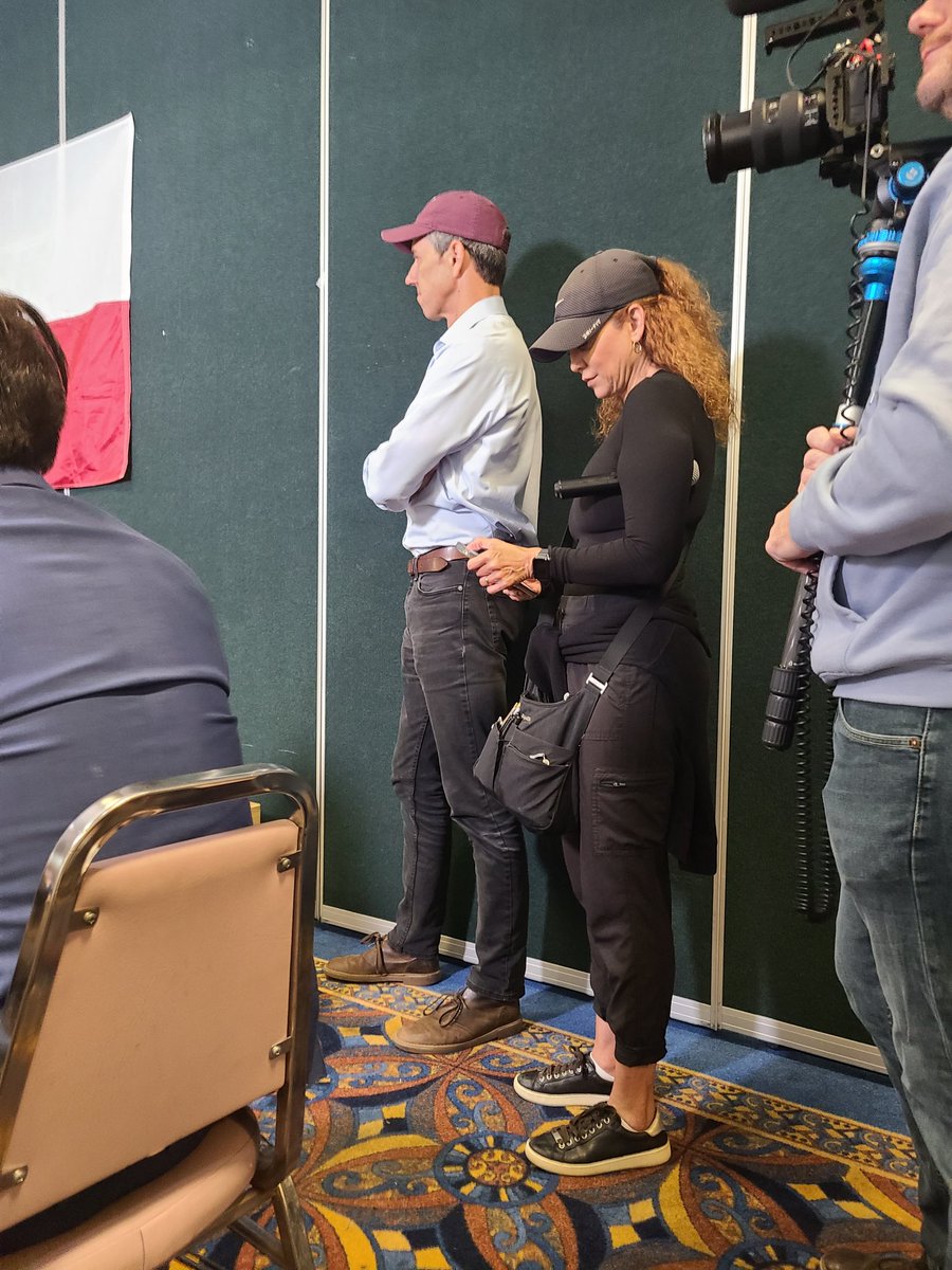 Moms for Beto tweet media