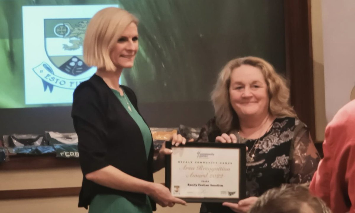 pippa_hackett's tweet photo. Special evening in Tullamore for Offaly Community Games 50th Anniversary, which culminated in the Marion Feehan Volunteer Award going to Nicola Lawlor from the #Shinrone #Coolderry area. @CommunityGames1 @OffalySP #Offaly #Community https://t.co/bpglnBZ2ag