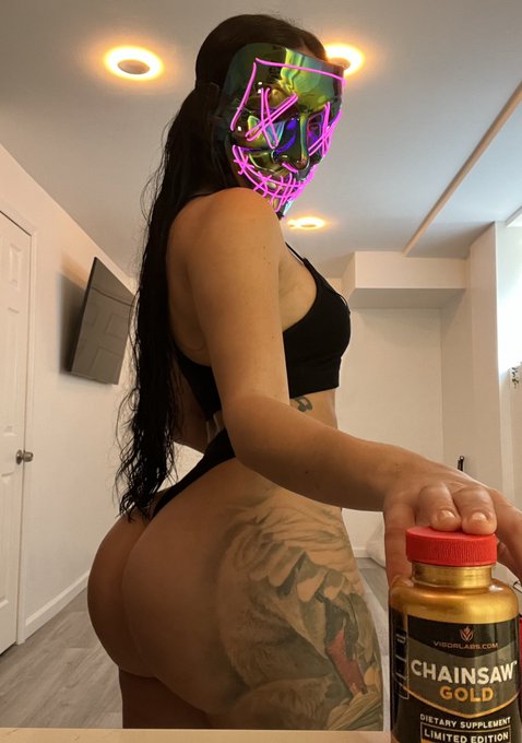 Tap in 🤏 and get your freak on 👻 this Halloween 🎃 with 50% OFF @vigorlabs using code HALLO50 at https://t