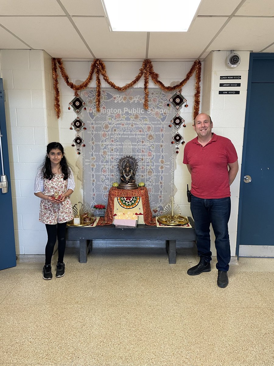 WellingtonYRDSB's tweet photo. Happy Diwali to all those staff, students and families celebrating this weekend! May your time with family and friends be bright and full of joy! https://t.co/OrMGozzmYd