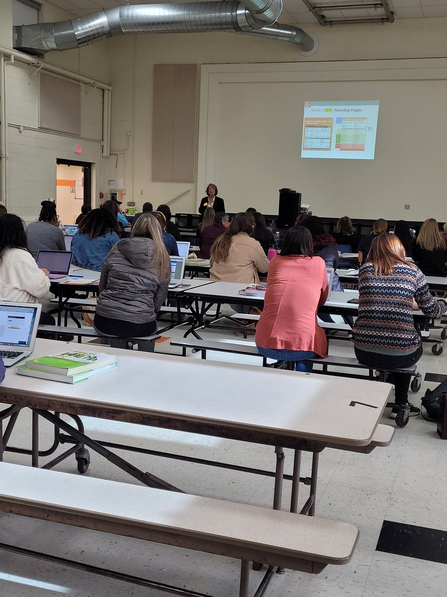 Ces95C's tweet photo. A trainer from McGraw-Hill was in Carbondale today providing My Math training for our K-5 teachers. It was great to have time together to learn.
#ces95proud https://t.co/esKpKr0vja