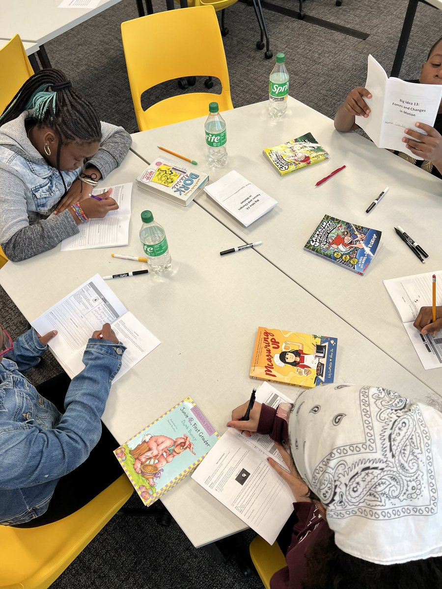 PrincipalDaub's tweet photo. Some schools “talk the talk”, but at ACE we “walk the walk”. OCPS ACE 5th grade students spend the instructional day at UCF, in actual UCF campus classrooms with instruction occurring by their homeroom teacher. @OCPSnews @SchoolLeadersFL @NAESP @EducationFL @UCFDowntown https://t.co/KZuWUWjXQ4