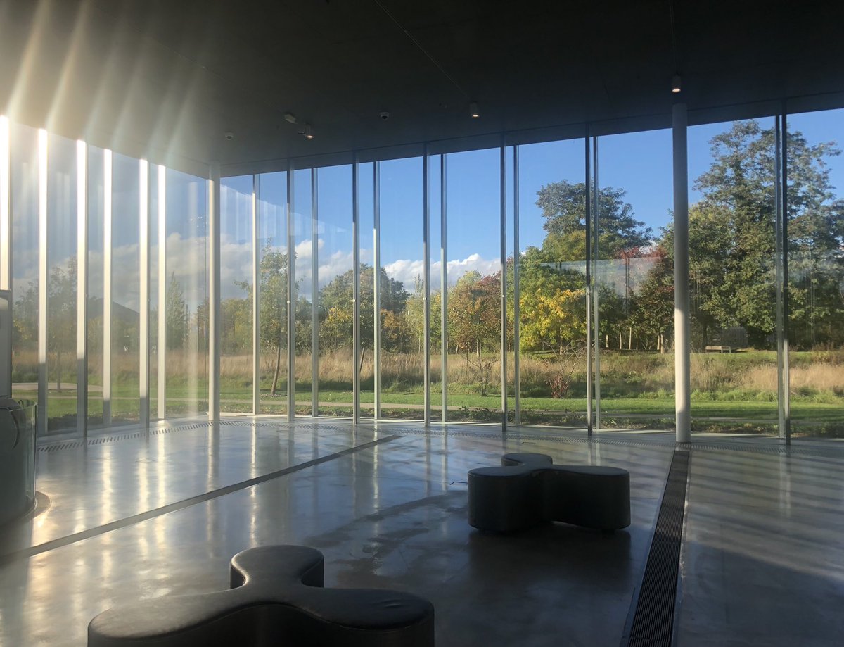 aude_bruneau's tweet photo. Automne au ⁦@MuseeLouvreLens⁩ https://t.co/kru18uhuuC