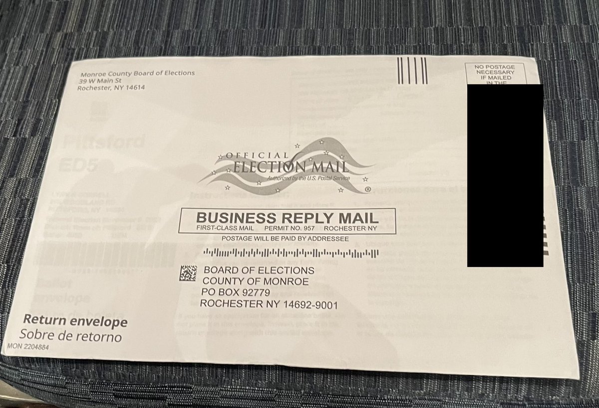 LynnieCorrell's tweet photo. Here in New Orleans specifically for #SPANOLA22 and #ANES2022, sure. But when you live abroad and you’re in the US, you need to perform your duty as a US citizen! #VOTE https://t.co/eDtv1GV31f