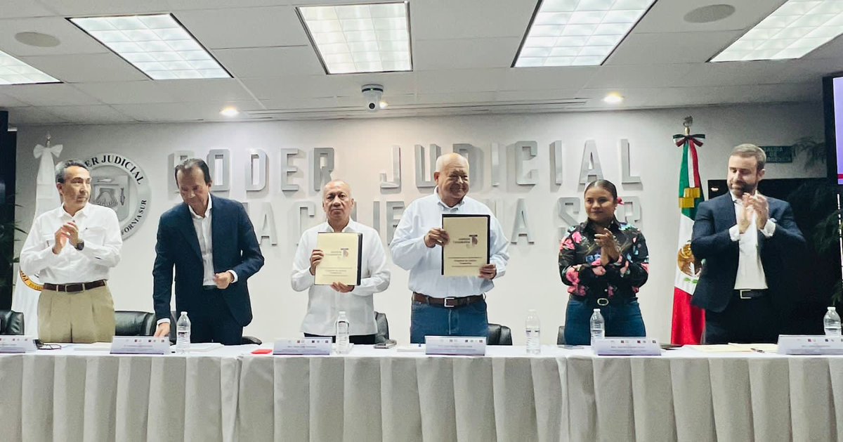 CICAD_OEA's tweet photo. Jeffrey Zinsmeister, Gerente del Programa de Justicia Terapéutica de @CICAD_OEA, participa en el lanzamiento del Programa Piloto de Justicia Terapéutica en Baja California Sur, #México, con apoyo de @SEGOB_mx, @CONADICmx, @StateINL, @tribunalbcs y @GobBCS. @MisionMexOEA @UsAmbOAS https://t.co/EhmO51IdsG