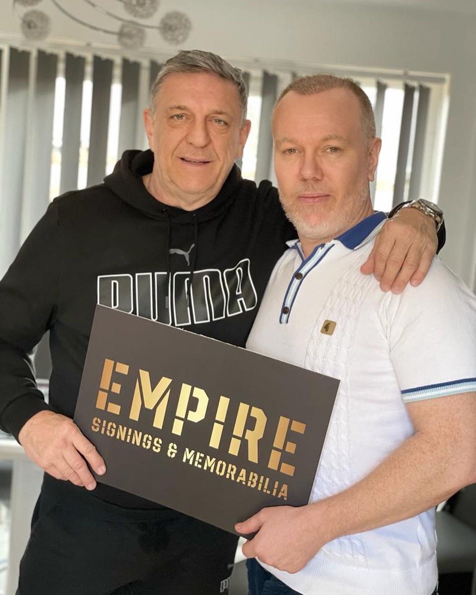 EmpireSignings's tweet photo. Cracking First Year Complete With Our Private Signings Sessions. Many Thanks To Our Signers 🤩

#FrankHarper
#TonyDenham
#RicciHarnett
#CarltonLeach
#VinnieJones
#AlanFord
#AndyBeckwith
#WinstonElis
#CraigFairbrass
#RolandManookian https://t.co/br3xzjG81n