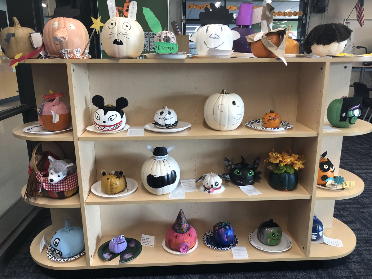 psd401's tweet photo. @SwiftWaterSeals are decorating pumpkins as their favorite story book characters for the library.
What story book character would YOU decorate a pumpkin? Tell us in the replies!
Learn more about #PeninsulaReads program at - https://t.co/pCEdLf3JHo.
#InspiredAndEmpowered https://t.co/9556t3sgV9