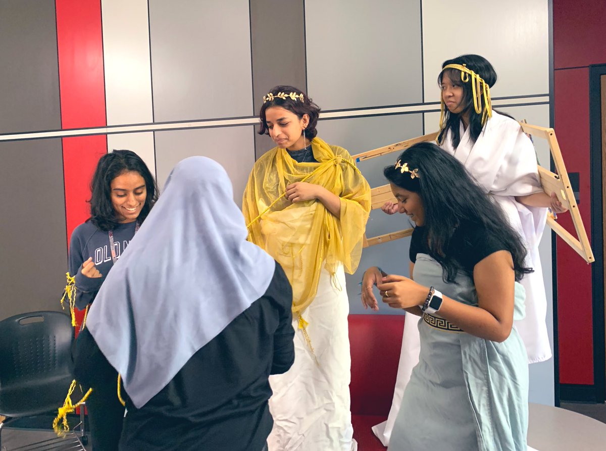 m_hauske's tweet photo. AP Art History Olympic Games!! Teams were challenged to compete in red light, green light & discus frisbee throw, build marshmallow Greek temples, and recreate works of art #APAHAintForTheWeak #AncientMediterranean #FishPhilosophy #CHSArt #CHSTeachLoveServe #retreivalpractice https://t.co/pwcQ788Exn