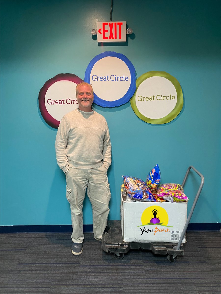 Cake, candy, and costumes- oh my! Our Community-Based Services team hosted a truck or treat for Kansas City area families! Thanks to support from Yoga Patch, Floating KC, and <a href="/JacksonCoCASA/">Jackson County Missouri CASA</a> the day was full of fun and parents enjoyed some quality time with their kiddos!