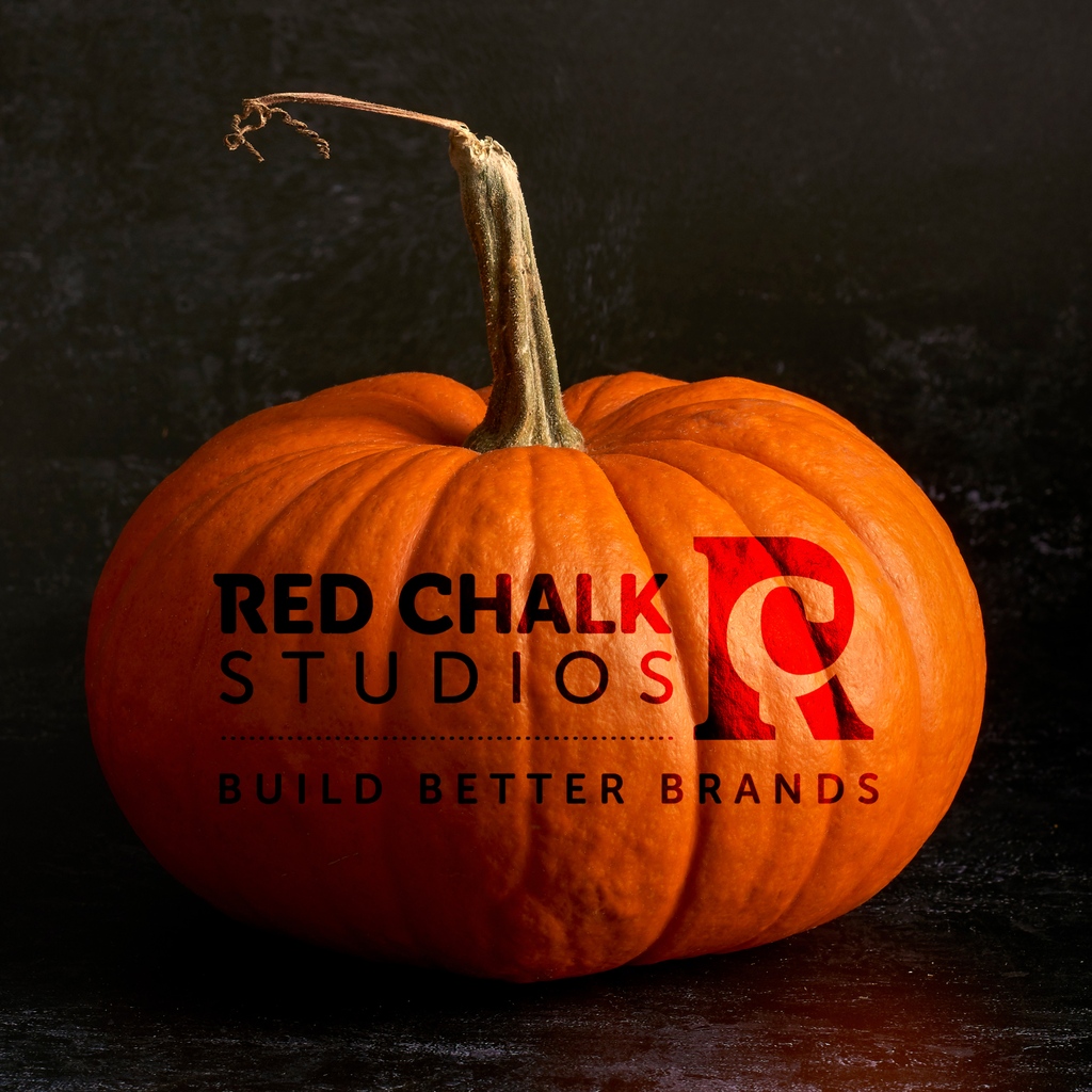 redchalkstudios's tweet photo. Weekend essentials in October should include: Pumpkin spice everything, cozy sweaters and the perfectly spooky, perfectly moody playlist. 🦇🧟💀

Here’s our Ghoulishly Groovy playlists to keep things creepy until the arrival of the Great Pumpkin! 🎃

🕷️ https://t.co/6drF845JFb https://t.co/ngOVcGtJ3l