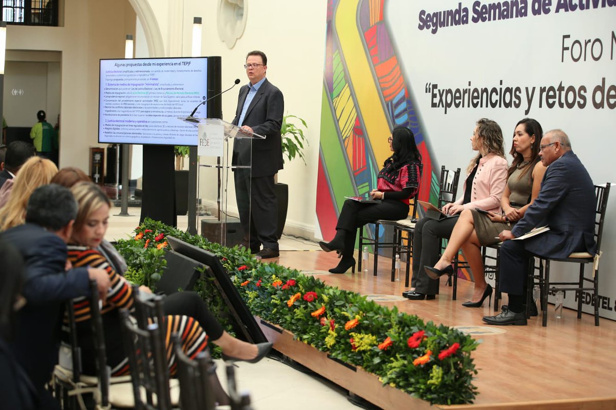 ATERMAC's tweet photo. #MesaPanel: ¿Cómo se preparan las instituciones ante el próximo proceso comicial?
Participó el Magistrado del @TEPJF_informa, @FdelaMataPizana, la Magistrada del @teechiapas, @SRuizOlvera y la Consejera Elizabeth Nava Gutiérrez, Presidenta del @IEPCTabasco.
#Monterrey https://t.co/sQncby16ia
