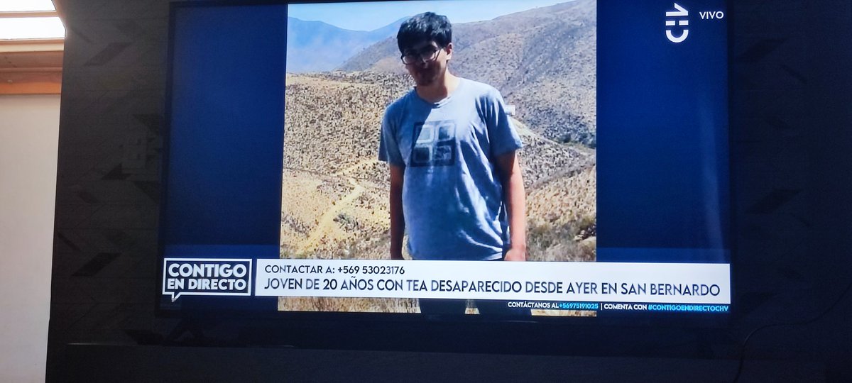 srtanenys's tweet photo. 💙ALERTA AZUL 💙 JOVEN TEA SE FUE DE LA CASA DESCOMPENSADO  Y SIN SUS MEDICAMENTOS DE LA COMUNA DE SAN BERNARDO SOLO BOMBEROS AYUDANDO A SI BUSQUEDA! @SanBernardocl  @Carabdechile @PDI_CHILE #teachile #autismochile #chile RT por favor ayudemos a su familia a encontrarlo https://t.co/9XtToPxdKF