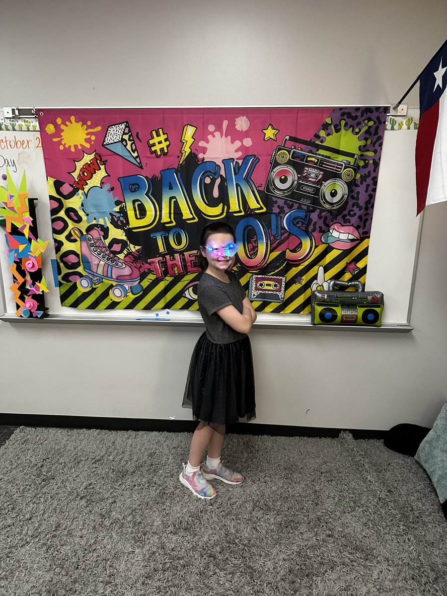 Some of my friends rocking their 80s looks for Rock Your School! #rockyourschool #fielderpride #getyourteachon <a href="/FielderElem/">Edna Mae Fielder Elementary</a>