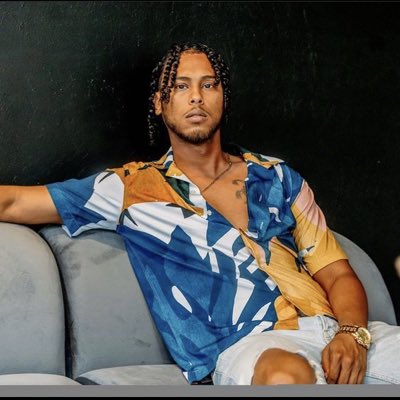 Dorian100's tweet photo. #NewProfilePic https://t.co/uX8vfktBgy
