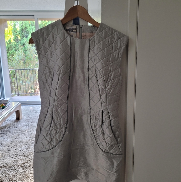 lifeasamagpie's tweet photo. So good I had to share! Check out all the items I'm loving on @Poshmarkapp #poshmark #fashion #style #shopmycloset #baumundpferdgarten: https://t.co/Z3U4L71AlY https://t.co/jBhIrlUxFX
