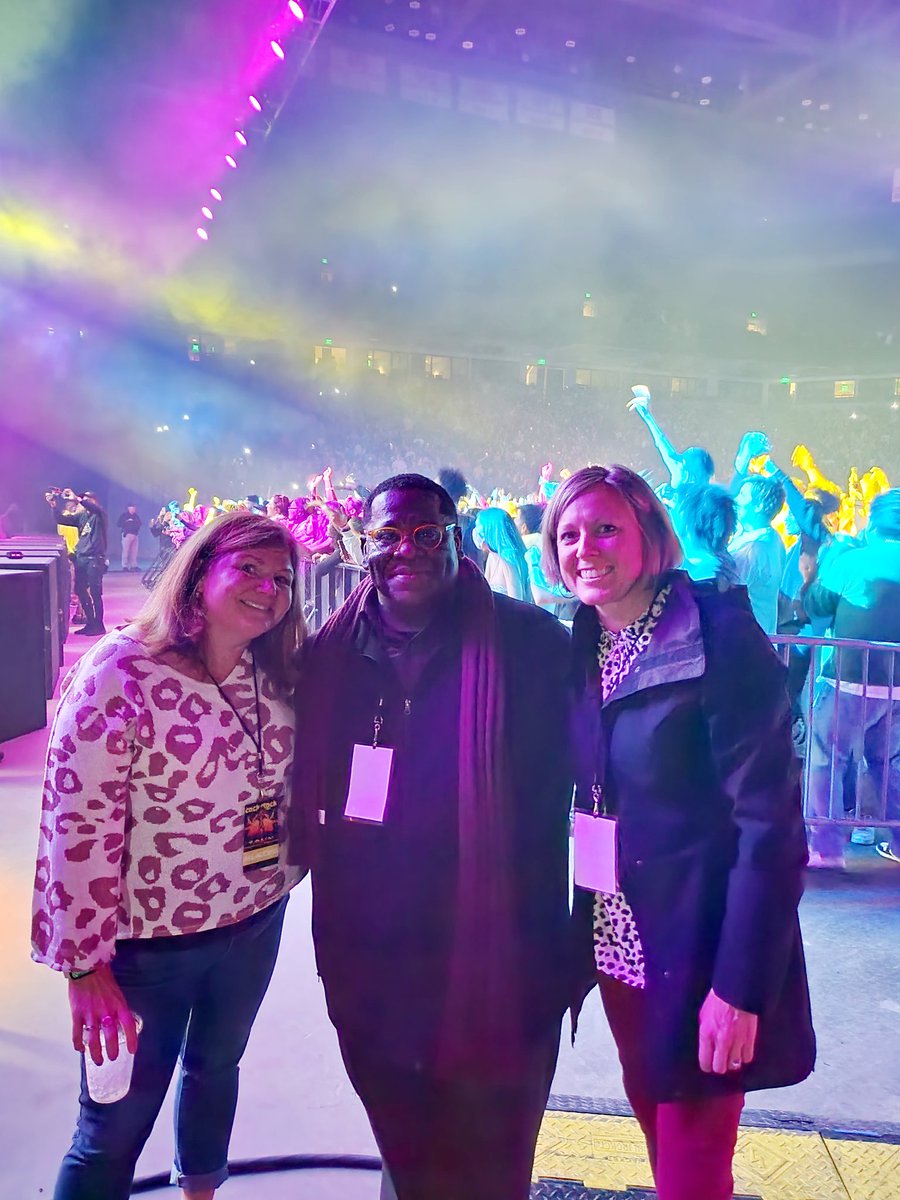 J. Rex Tolliver (@geaux_rex) on Twitter photo Enjoying the T-Pain concert with our amazing students and staff. #CockStock <a href="/GamecockEnt/">Gamecock Entertainment</a> Enjoying the T-Pain concert with our amazing students and staff. #CockStock <a href="/GamecockEnt/">Gamecock Entertainment</a>