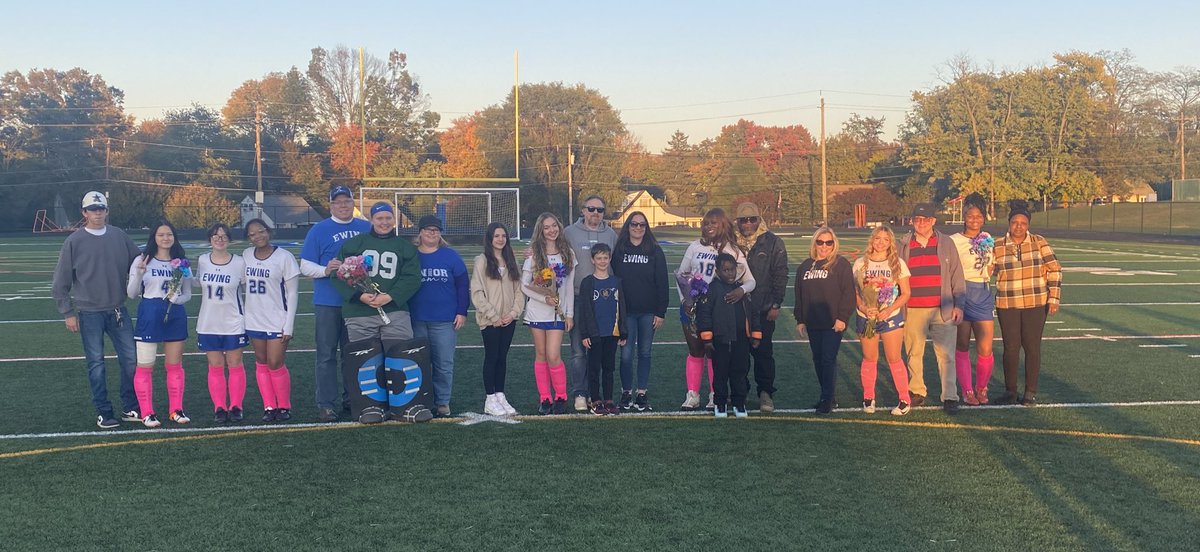 NottinghamHSAD's tweet photo. Not the outcome we wanted but It was a great Senior Night for our field hockey seniors. We wish you the best of luck in everything that your future holds. You will be missed! #EHSBlueDevils @TheEwingSchools https://t.co/j5QduZwQQH