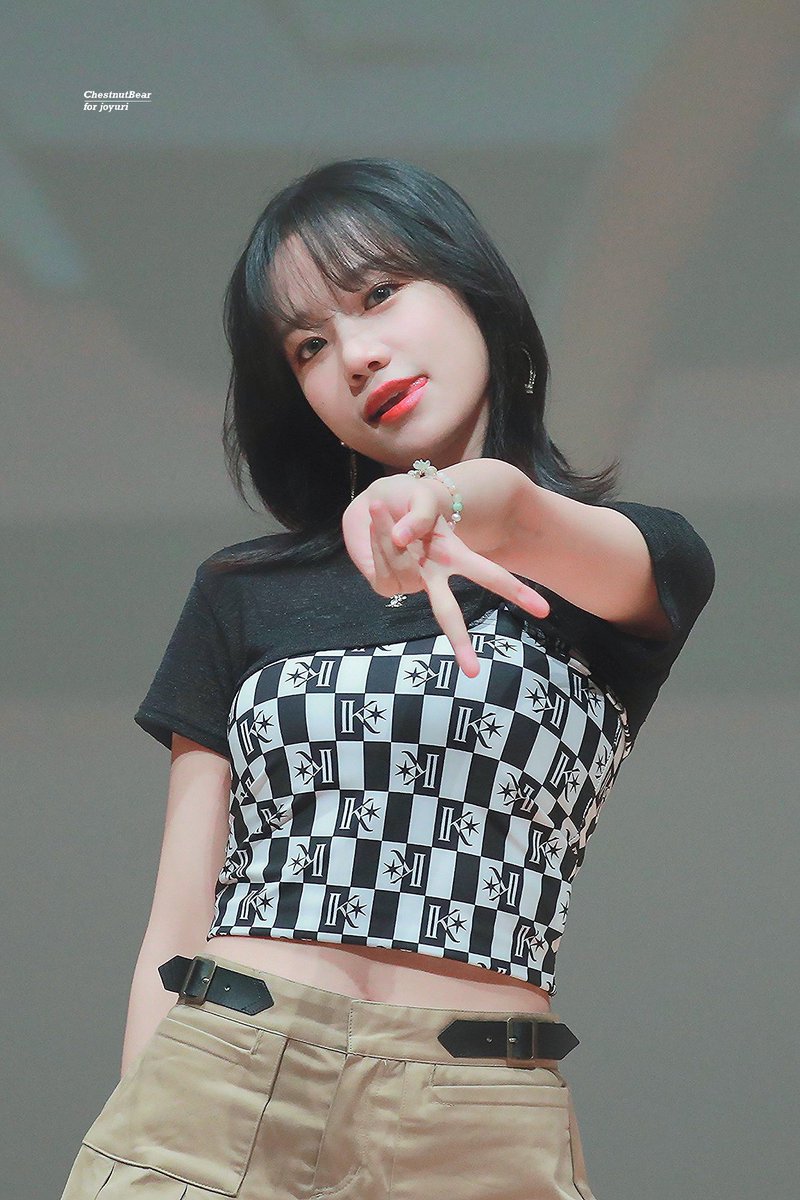 Chestnut_1022's tweet photo. 우리 유리.. 생일 축하해 😽

#조유리 #JOYURI #チョユリ
#넘치게조유리언제나사랑해
#Loveyuridayable https://t.co/iGrqxyXSWo