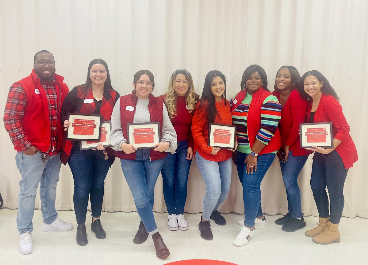 Christy_Dani's tweet photo. D145 wrapping up a week filled with Q4 Strategy/Planning meetings and celebrating our amazing ETL team! #HolidayDomination #Caregrowwintogether #D145 https://t.co/3Tky451JUU