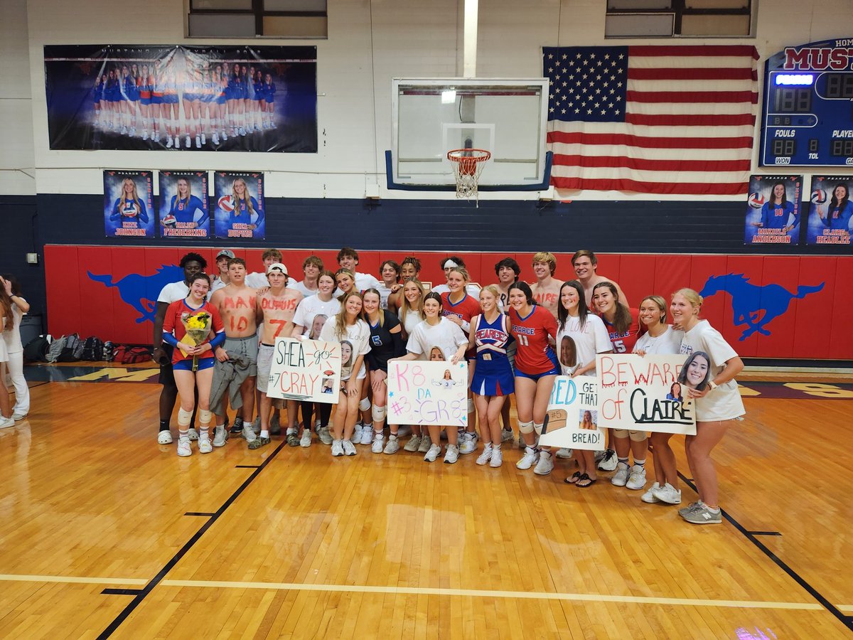 JJPVB's tweet photo. Pearce gets the program sweep of Berkner for the last home game of the season and Senior Night!

Such a great night!!

Last district match next Tuesday at Richardson. https://t.co/0ZZrhCnGWE