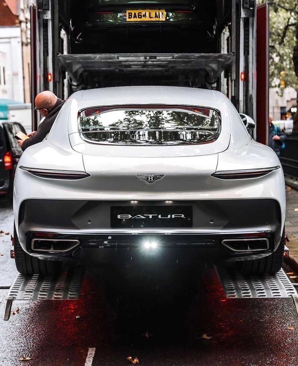 The new Bentley Batur 🇬🇧