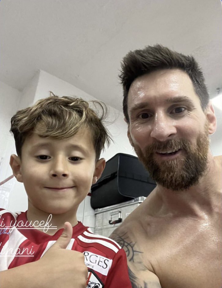 Messismo10's tweet photo. 🥺 https://t.co/2a0ujR2twv