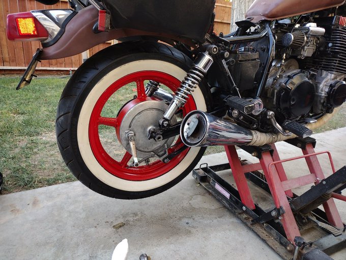 Next stage of my bike upgrade done. Freshened up the paint on the frame and kickstand, cleaned up the<a href="/tag/mytwitteranniversary"class="tags"><span>#mytwitteranniversary</span></a>