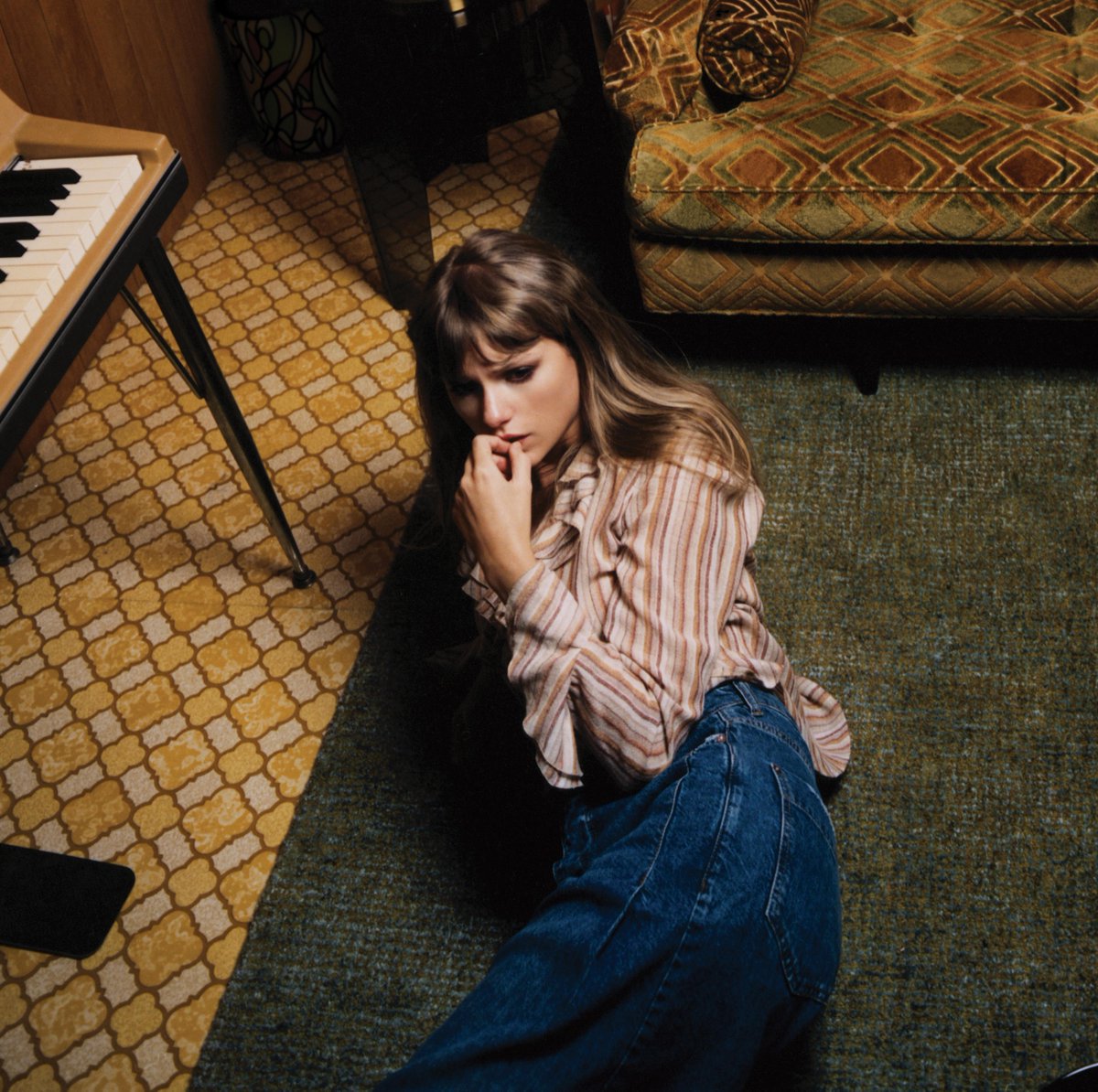 Apple Music (@applemusic) on Twitter photo On October 21st, #Midnights broke the record for the biggest pop album of all time on Apple Music by first-day streams. Congratulations <a href="/taylorswift13/">Taylor Swift</a>! On October 21st, #Midnights broke the record for the biggest pop album of all time on Apple Music by first-day streams. Congratulations <a href="/taylorswift13/">Taylor Swift</a>!