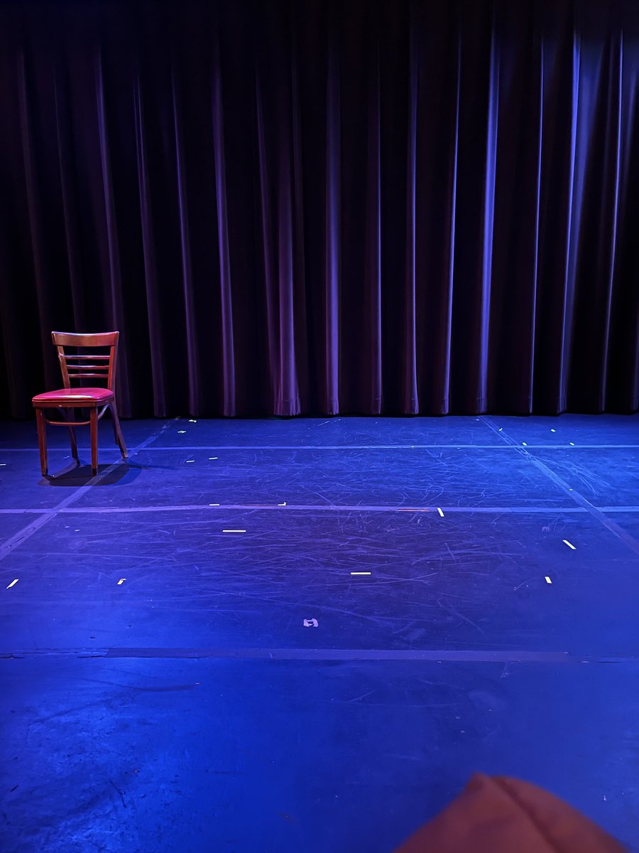 tinadeliasf's tweet photo. @ILoveTheMarsh @KathrynKeats #HerBrilliance #SoloShow #Singer #Songwriter #Performer #TheHummingbird https://t.co/SMdjSc56Xm