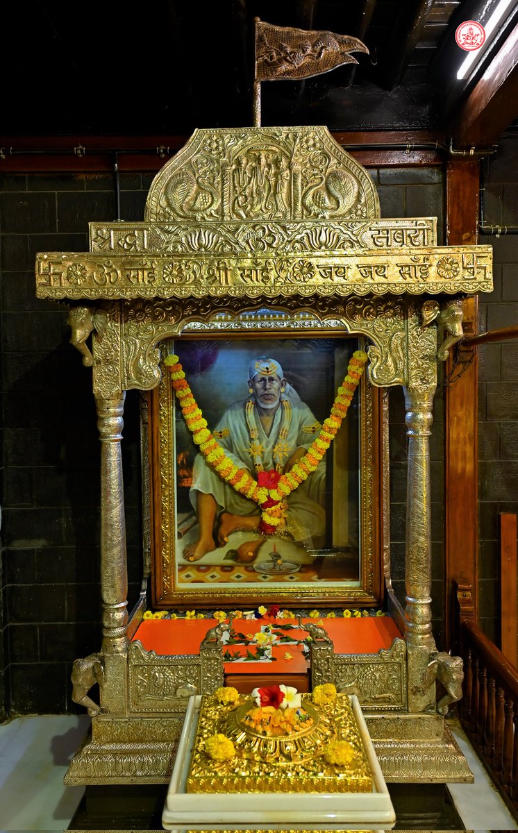 DATTASAITEMPLE's tweet photo. Shirdi Kakad Harathi Darshan(22.10.22) Saturday...
షిర్డీ కాకడ హారతి దర్శన్
(22.10.22)శనివారం.....
#saibabaofshirdi
#shirdi #shirdisaibaba #shirdisai #shirdidarshan #shirdisaibabatemple #shirdibaba @DATTASAITEMPLE @SSSTShirdi #Twitter #saibabaphotos https://t.co/GRGln3mIzE