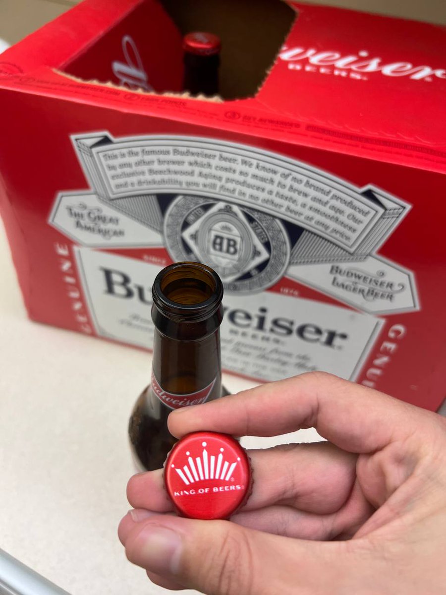 selfiefeet's tweet photo. @budweiserusa @Phillies @Padres Hello good evening for some.  I was enjoying a wonderful Budweiser and unfortunately it was coming to an end. I went to open my second last beer and the cap launched into my stomach like a projectile.I then decided to take a picture of it, it caused minor pain, yet mental trauma! https://t.co/fq10p5ydX8