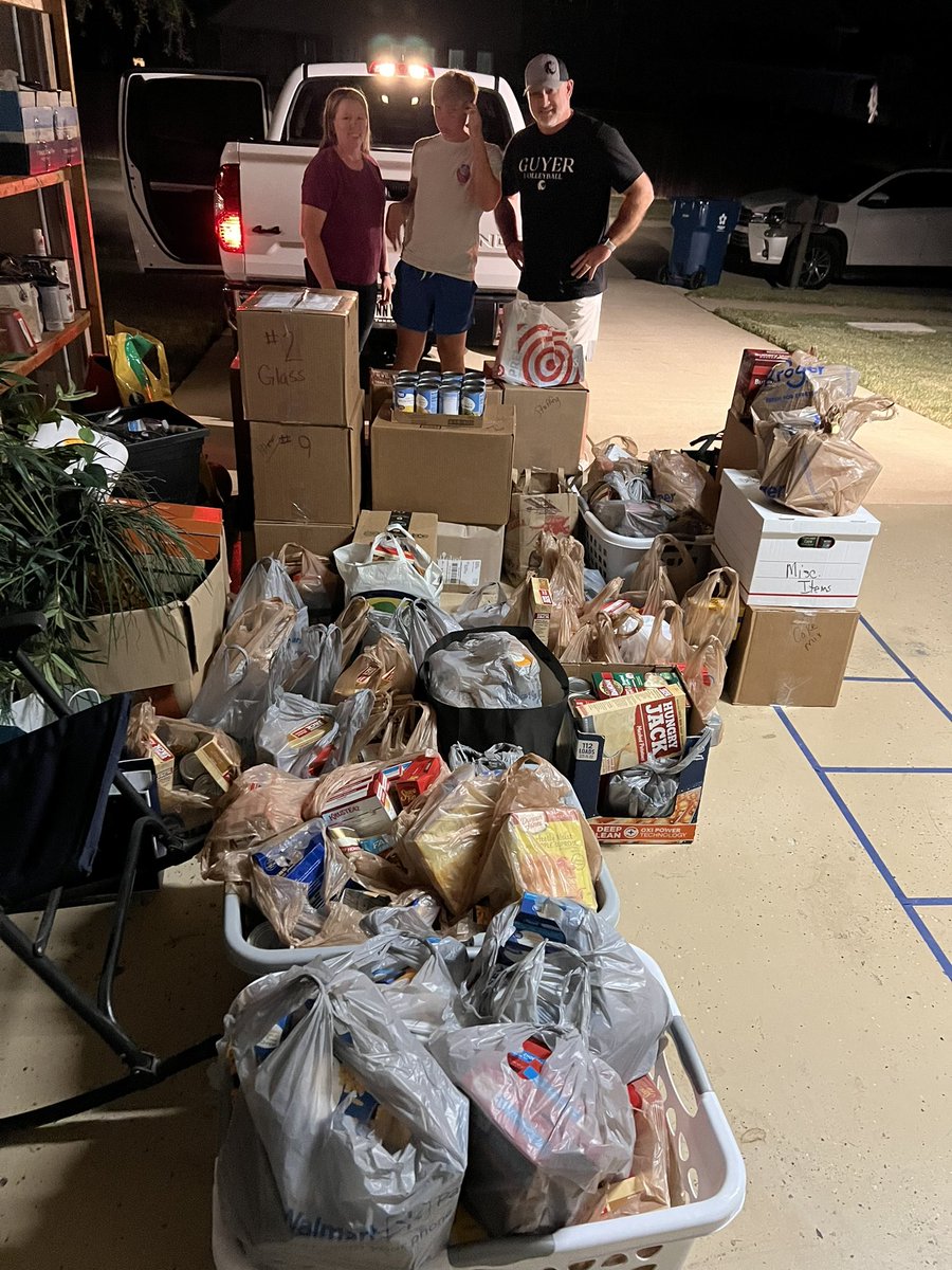 GuyerVolleyball's tweet photo. Wildcats win in 4!! And BOTH teams collected a crazy amount of food for @MissionMoms1 !! Major thanks to @mckinneyhighvb for joining us for the food donations! We couldn’t do it without you!  #BEYONDTHEGAME https://t.co/Mny6cwki1e