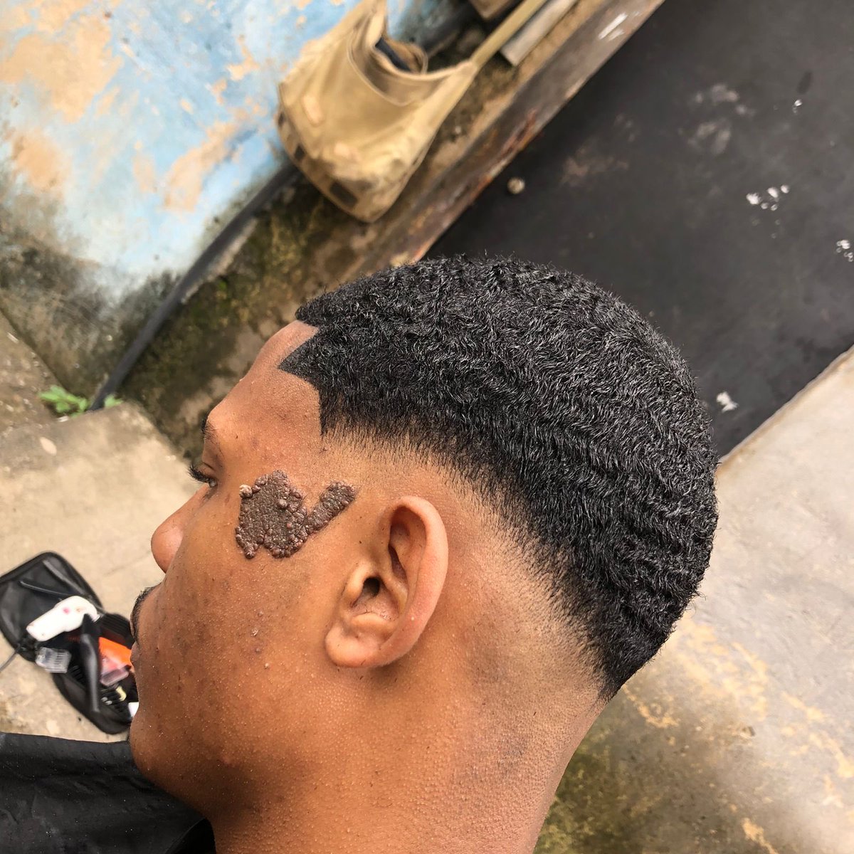 Disfarce De Favela °2020 tweet media