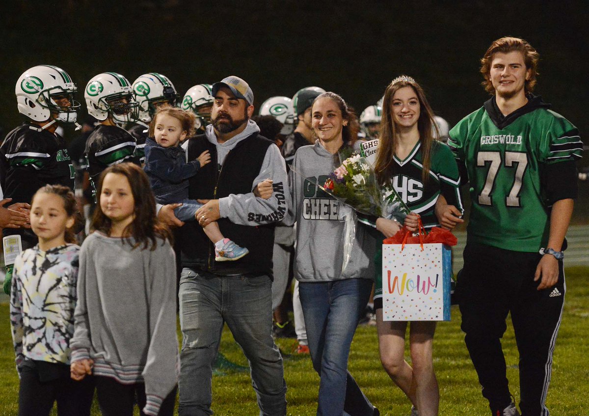 John Shish (@jshishmaniannb) on Twitter photo PHOTO GALLERY Waterford beats Griswold 35-29 in football bit.ly/3N7Vb57 <a href="/NorwichBulletin/">The Bulletin</a> <a href="/GriswoldSports/">Griswold Athletics</a> <a href="/GoECCAthletics/">ECC Athletics</a> <a href="/lancer_sports1/">Waterford Athletics</a> <a href="/GriswoldSchools/">Griswold Public Schools</a> Photos by John Shishmanian PHOTO GALLERY Waterford beats Griswold 35-29 in football bit.ly/3N7Vb57 <a href="/NorwichBulletin/">The Bulletin</a> <a href="/GriswoldSports/">Griswold Athletics</a> <a href="/GoECCAthletics/">ECC Athletics</a> <a href="/lancer_sports1/">Waterford Athletics</a> <a href="/GriswoldSchools/">Griswold Public Schools</a> Photos by John Shishmanian