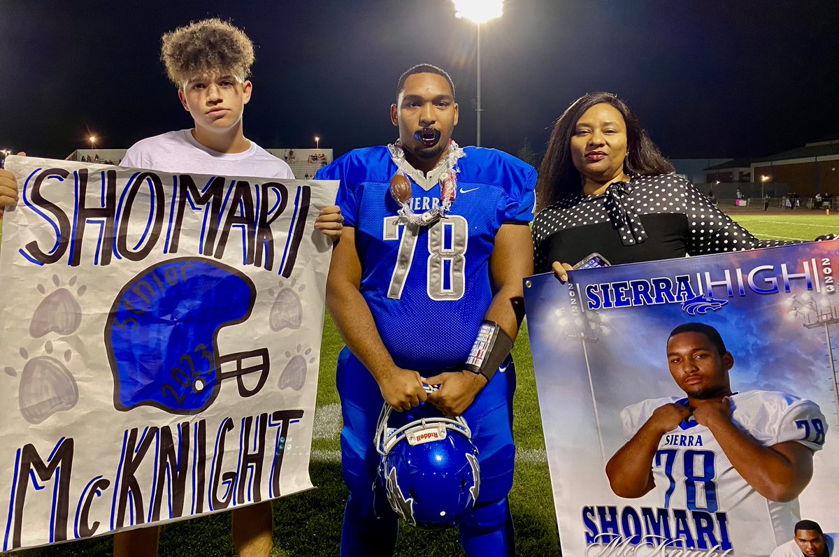 #seniornight #SierraFootballFamily