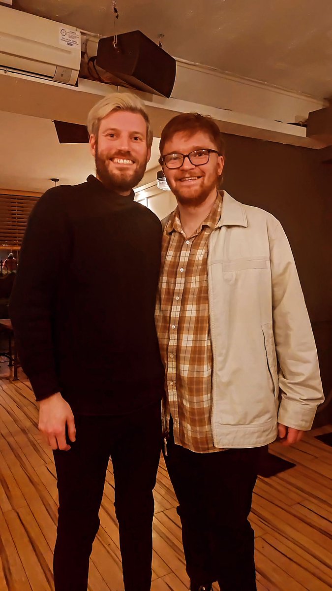 grantinhand's tweet photo. @rumtumtiddlydee @SiberiaAberdeen @ItsHomeAlone I have to say, this man keeps a fine establishment. Even in his busy schedule he looks after his punters https://t.co/ZHtdmatvXp