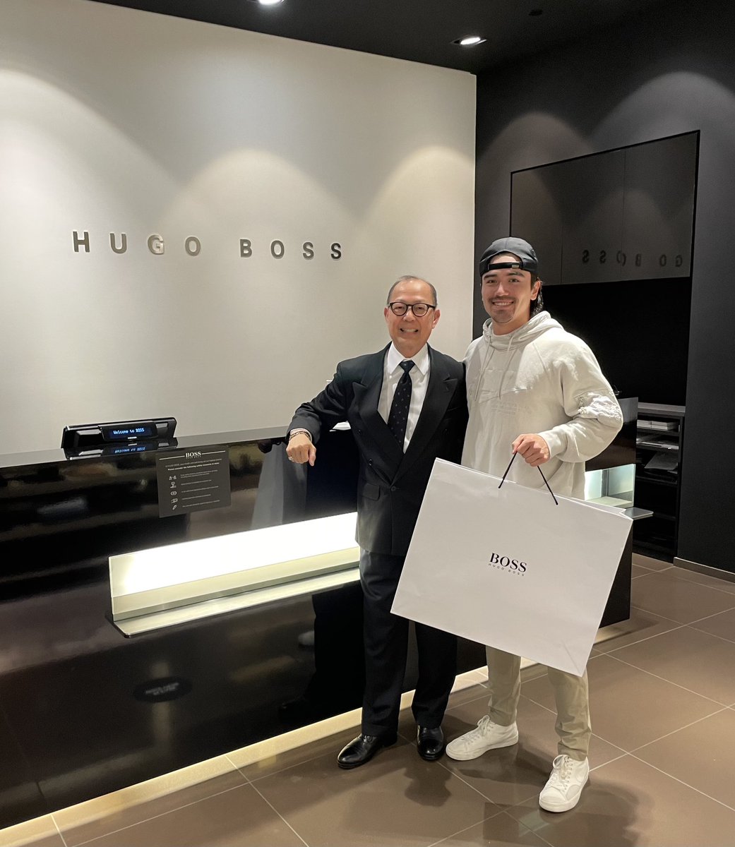 corbin_carroll's tweet image. Poncho getting me right! #thisisBOSS #suitedbyBOSS