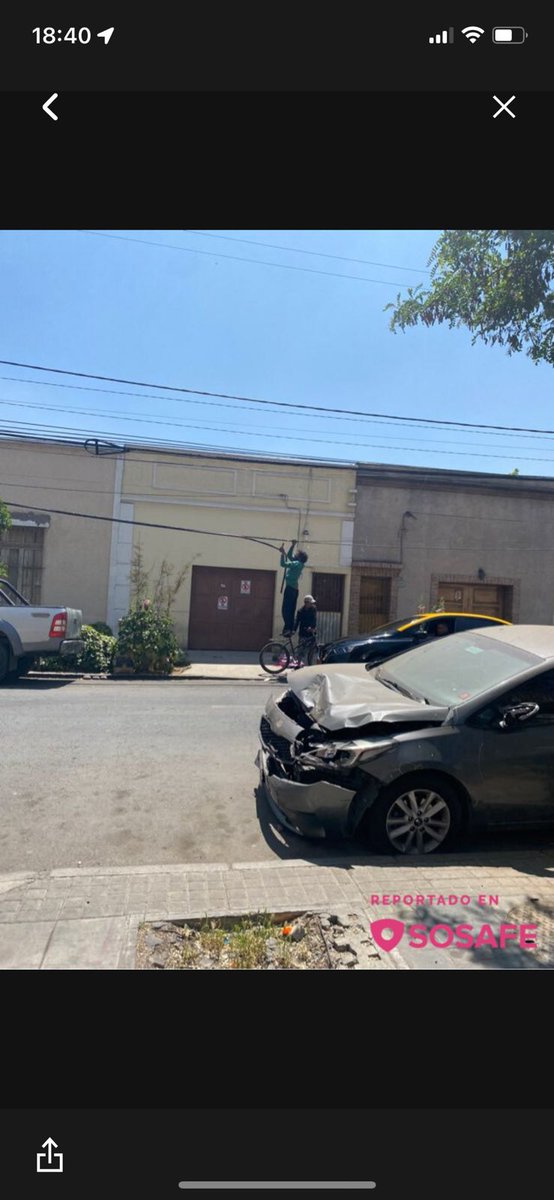 jesdar12's tweet photo. @Muni_Indep @Carabdechile robo de cables en Inglaterra, se les llama y ni aparecen. Ladrones haciendo de las suyas https://t.co/KeN1wmq2sD
