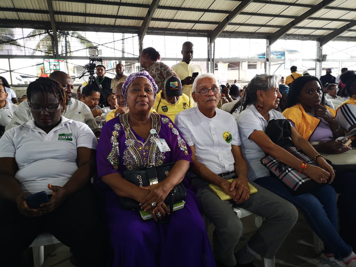 SaraFOlivella's tweet photo. Nos unimos a la emoción del pueblo de #Buenaventura por aprobación de su Plan Integral Especial de Desarrollo #PIEDB Esfuerzo de 5 años sumó a todos los actores sociales a construir apuesta de desarrollo incluyente y visionaria. Deseamos su implementación sea igual de inspiradora https://t.co/sZ4gkrOHxR