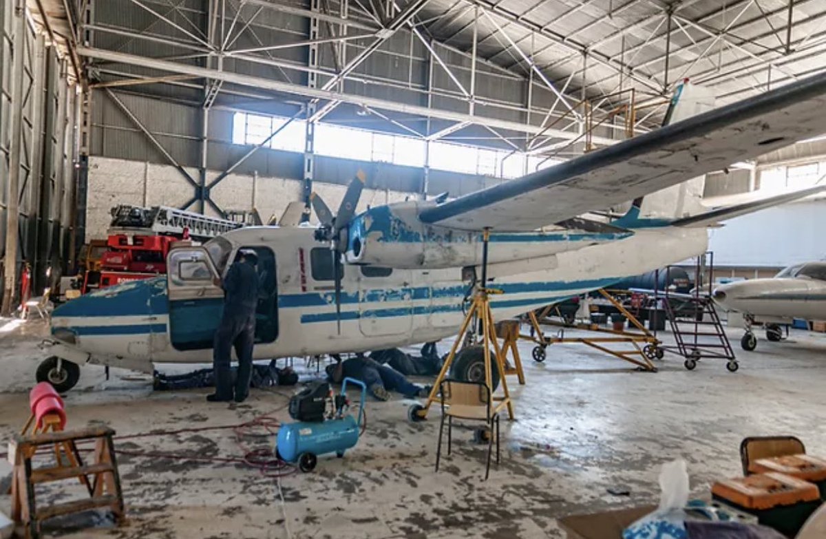 PucaraDefensa's tweet photo. Recuperando el #patrimonio #historico mientras aprenden
#trq #amq @FuerzaAerea_Arg #impa #gloster #meteor #fmkIV #airclassics #aerocommander #ac500u #faa @Ejercito_Arg #cae #cdoavej #aircraft
https://t.co/6fQ1WG2q15 https://t.co/pf5efZaSnJ