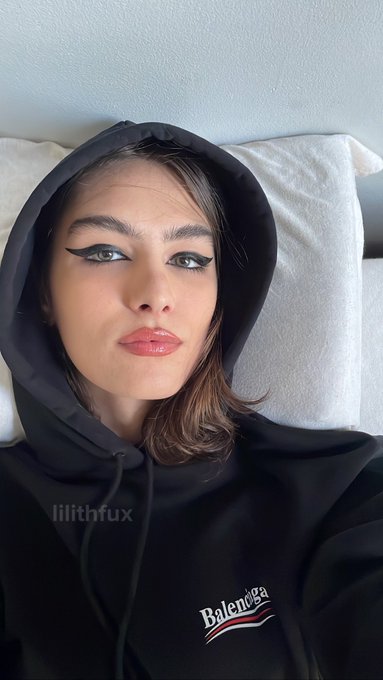 TW Pornstars - 𝔩𝔦𝔩𝔦𝔱𝔥 𝔣𝔲𝔵. The most liked pictures and videos from