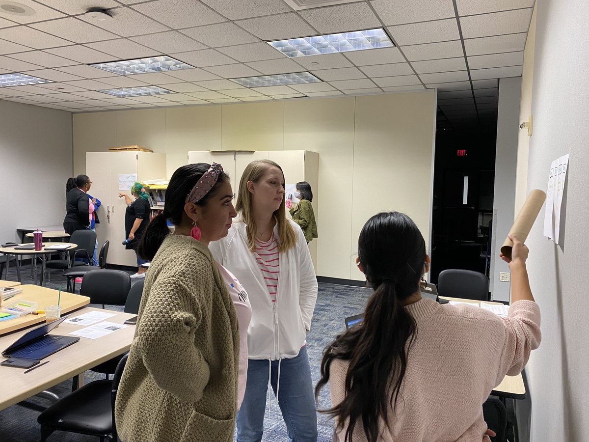 BaileyAlief's tweet photo. This weeks ESL PLC our teachers worked together to become SIOP experts with student Interaction. @jbarcaz @ExplorersCol 🤩#stayandstray https://t.co/CEEiREIqgh