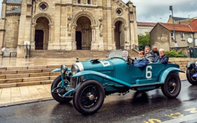 XavierPERICAT's tweet photo. Ce matin à @VilleArgenteuil, à l'initiative de @ffveofficiel, avec @GMothron, nous avons dévoilé la plaque #FFVE mettant en valeur des Lieux de l'Histoire de l'Automobile.
Lorraine-Dietrich, l'entreprise de tous les superlatifs qui gagne les 24h du Mans en 1926, il y a 96 ans!
. https://t.co/AWfZsBTbF4