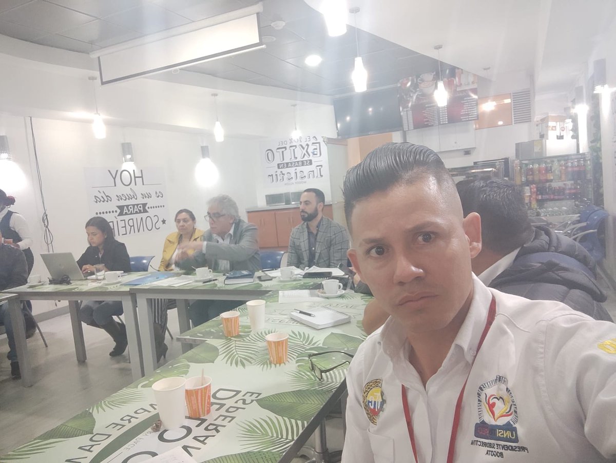 UNSITRASEGNAL's tweet photo. @UNSITRASEGNAL presente en la asamblea general de Sindicatos con la representación de nuestro presidente Jorge Guerra de la @subdirectivabgt. Desmonte de la tercerización, temas salariales entre otros. @PFenascol @UTCinformaopina https://t.co/vFVNfeGvkq