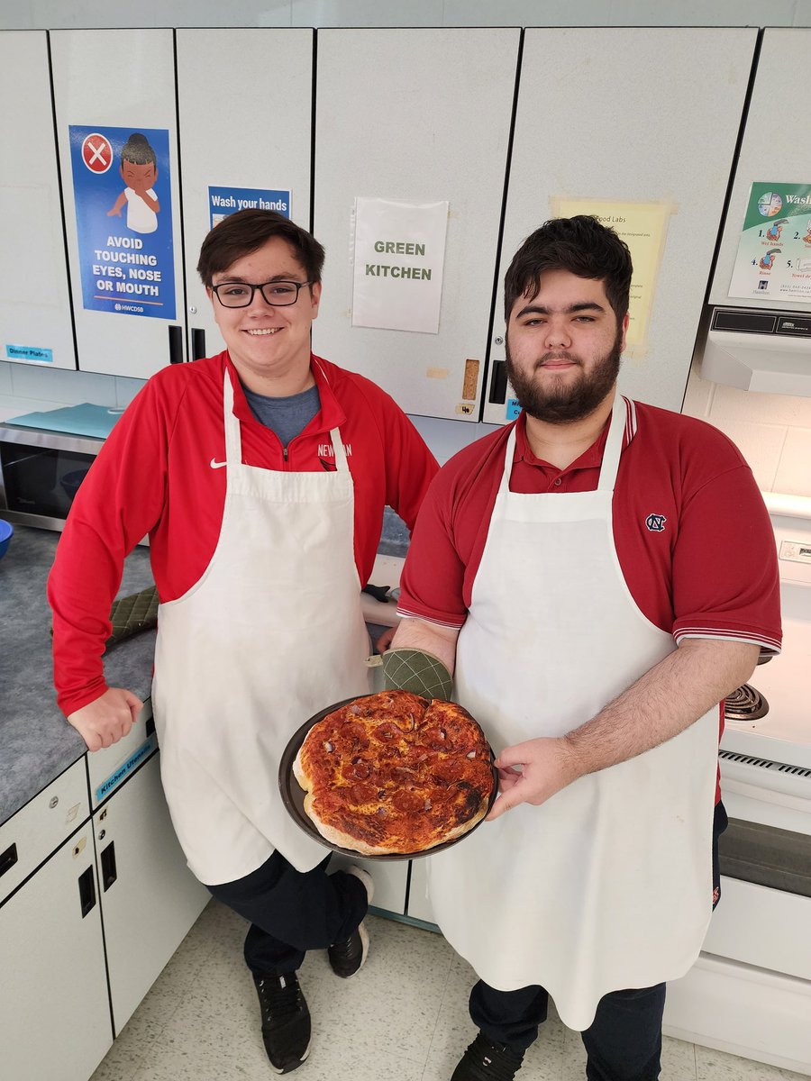 L_iliou's tweet photo. What a way to end the week! Last day of pizza 🍕 for the 12s and cookies 🍪 for the 10s. Well done everyone! @cnewmannews https://t.co/uNgb2WZbTh