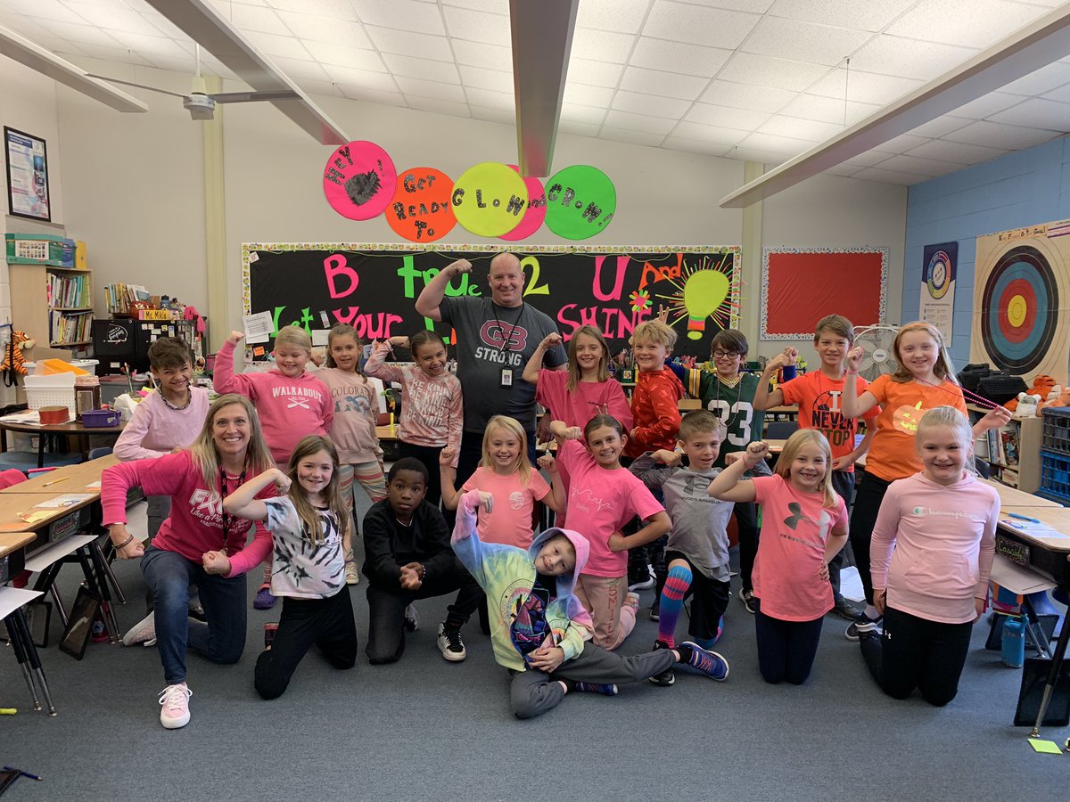 SuamicoElem's tweet photo. Students in @SEMikle 3rd grade class wore pink to raise awareness for cancer! #PinkStrong https://t.co/10ZEivSvpc