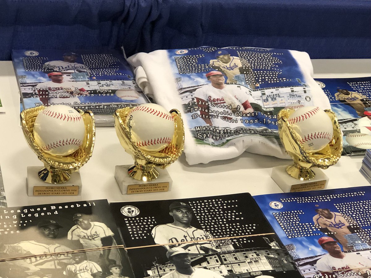CSASHOWS's tweet photo. Legendary Negro League Players Pedro Sierra &amp; Sam Allen are in the house here at the CSAShow! Be sure to stop by their booth in the autograph pavilion. 

#pedrosierra #samallen #negroleague #negroleaguebaseball #csashows #csashow #thehobby #whodoyoucollect #baseball https://t.co/IwBgK6GPiB
