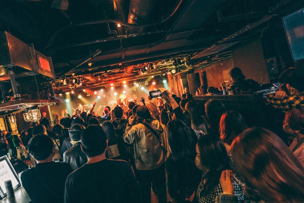 GAME ROCK BOMBといえば先週の渋谷は素晴らしい1日でしたね。

マジ皆に感謝です。

個人的に2〜5年ぶりくらいに会う人も多かったけど、其々の人生を歩んでて話してて超感慨深かったです。

自分も色々乗り越えつつ一歩一歩進んでかなきゃな。

またゆっくり飲みたいね♪

photo by <a href="/tictac_works/">TAKA@tictac-works</a>